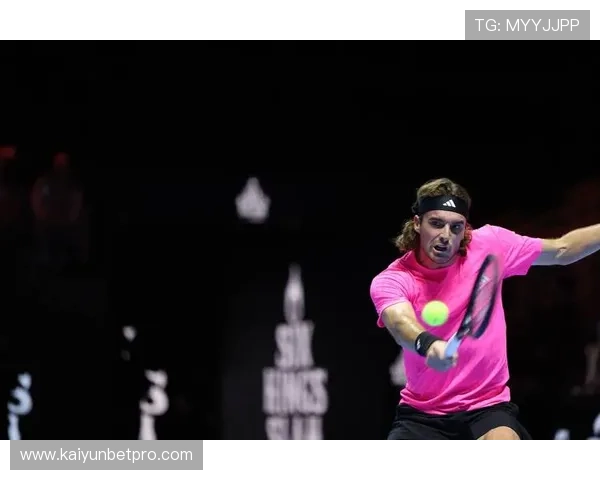 网球赛场新星崛起引关注 大满贯赛季精彩对决持续升级