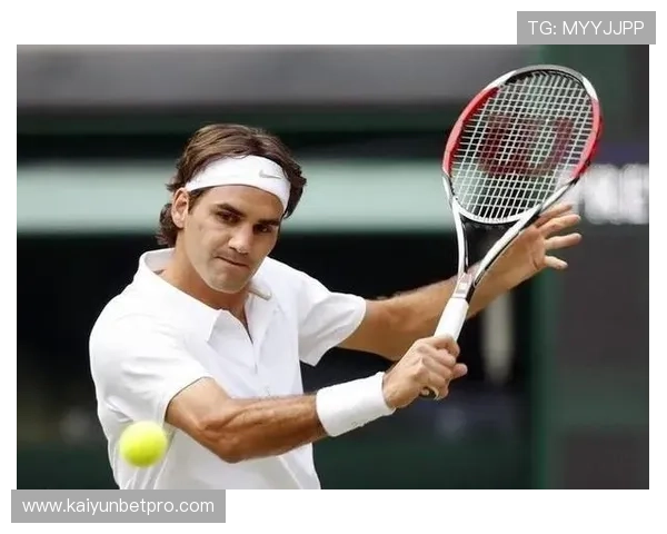 网球巨星瑞士选手费德勒宣布退役 结束辉煌职业生涯